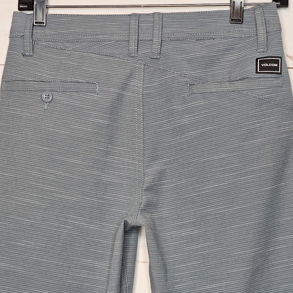 Volcom Gray Flat Front Shorts Size 27 - Picture 5 of 13